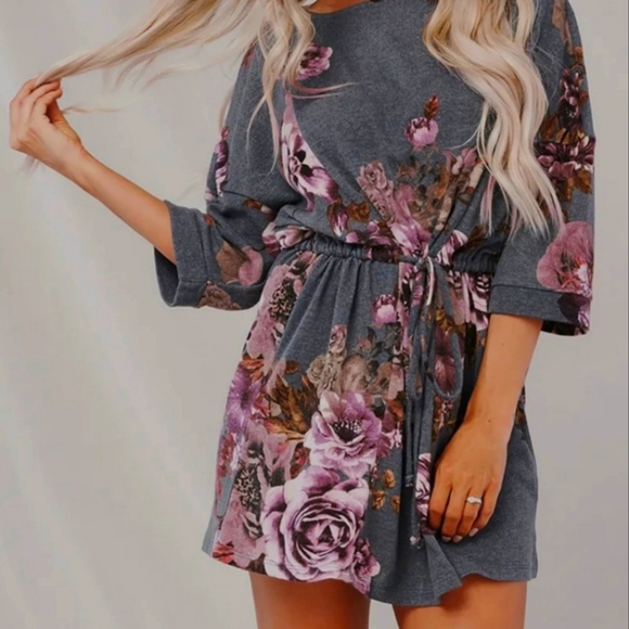 Envyls Dresses & Skirts - Gray Floral Lounge Tunic Dress